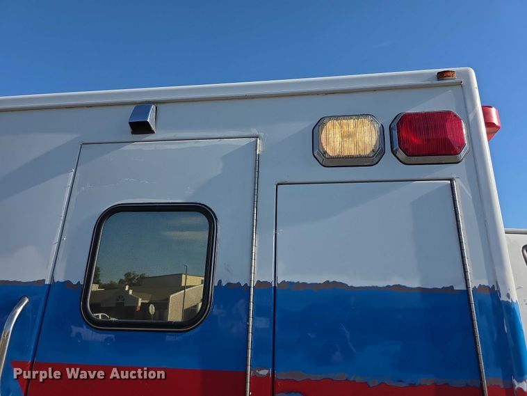 image for item FI0592 2008 Chevrolet C4500 ambulance