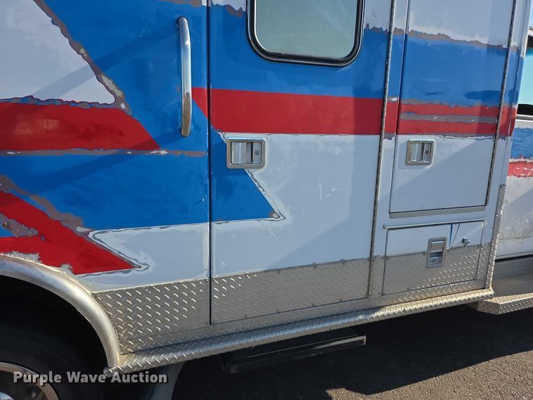 image for item FI0592 2008 Chevrolet C4500 ambulance