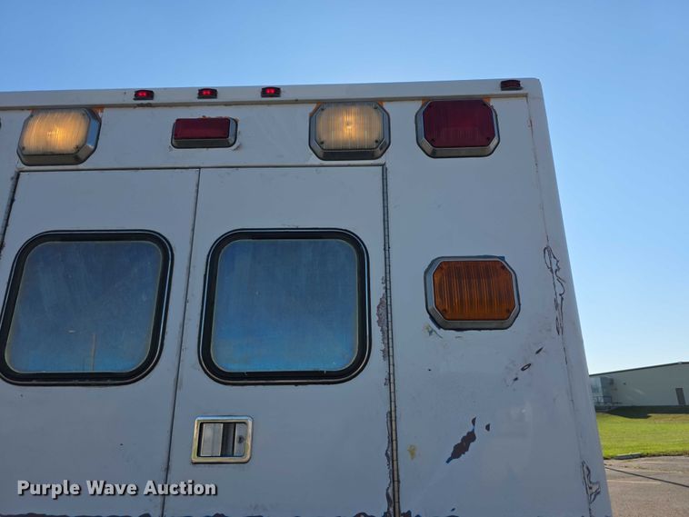 image for item FI0592 2008 Chevrolet C4500 ambulance