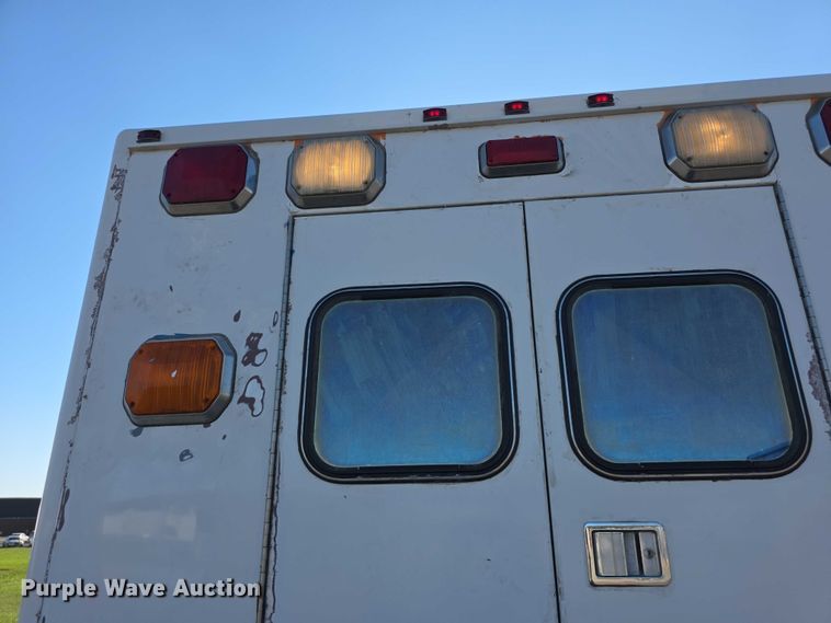image for item FI0592 2008 Chevrolet C4500 ambulance