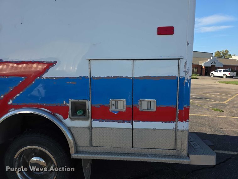 image for item FI0592 2008 Chevrolet C4500 ambulance