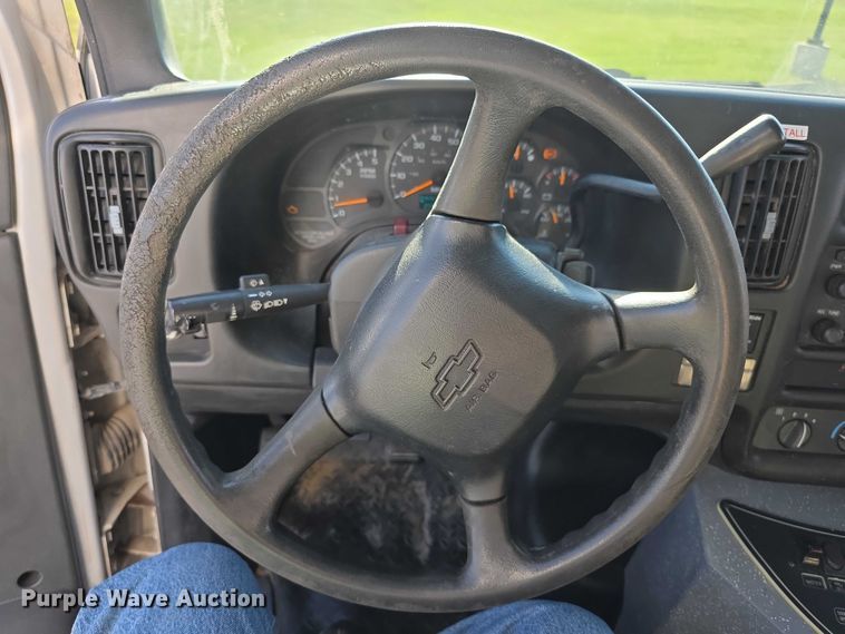 image for item FI0592 2008 Chevrolet C4500 ambulance