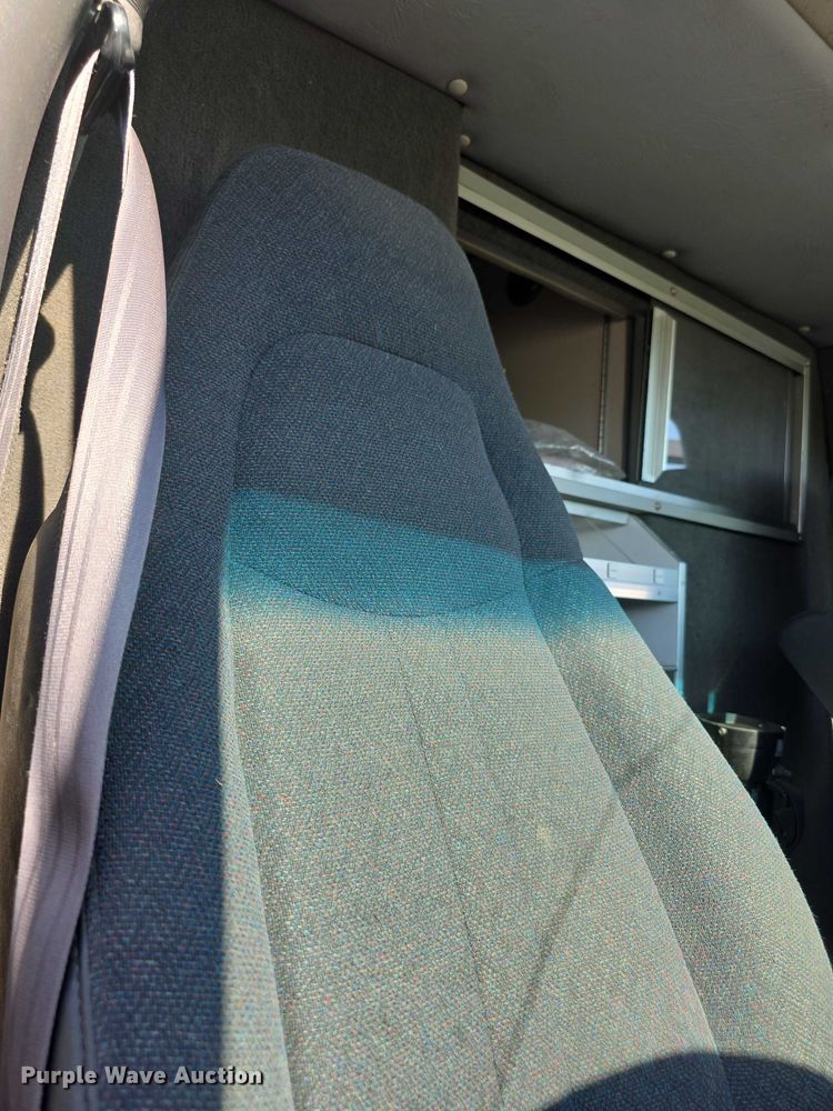 image for item FI0592 2008 Chevrolet C4500 ambulance