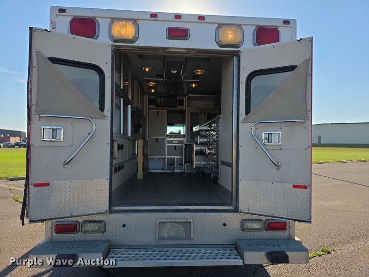 image for item FI0592 2008 Chevrolet C4500 ambulance