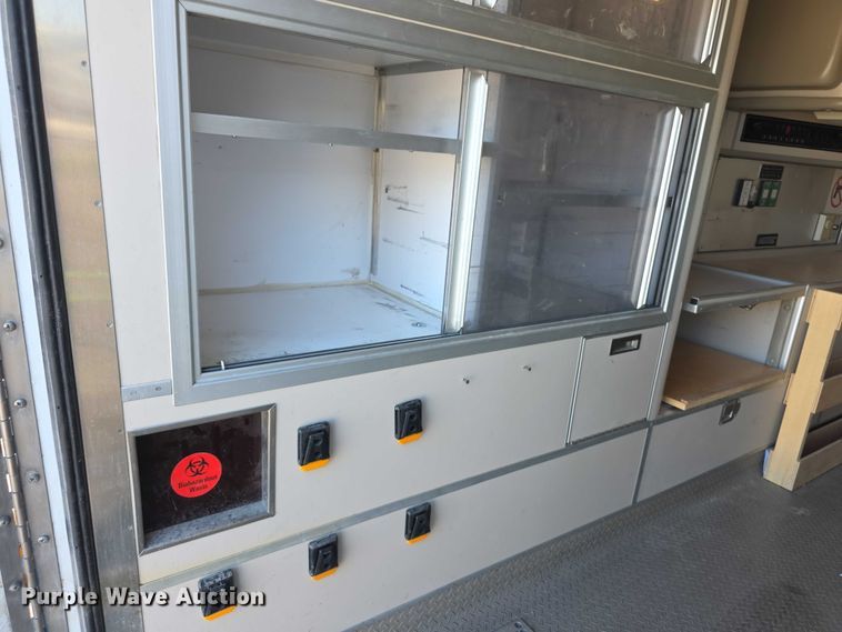 image for item FI0592 2008 Chevrolet C4500 ambulance