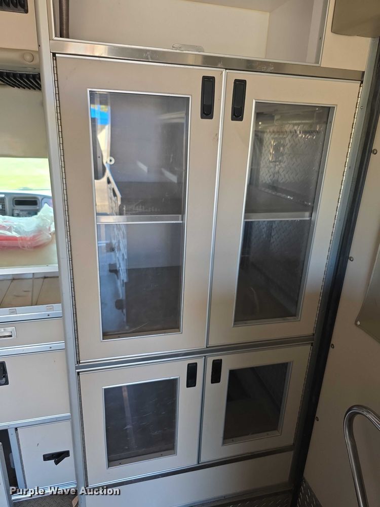 image for item FI0592 2008 Chevrolet C4500 ambulance