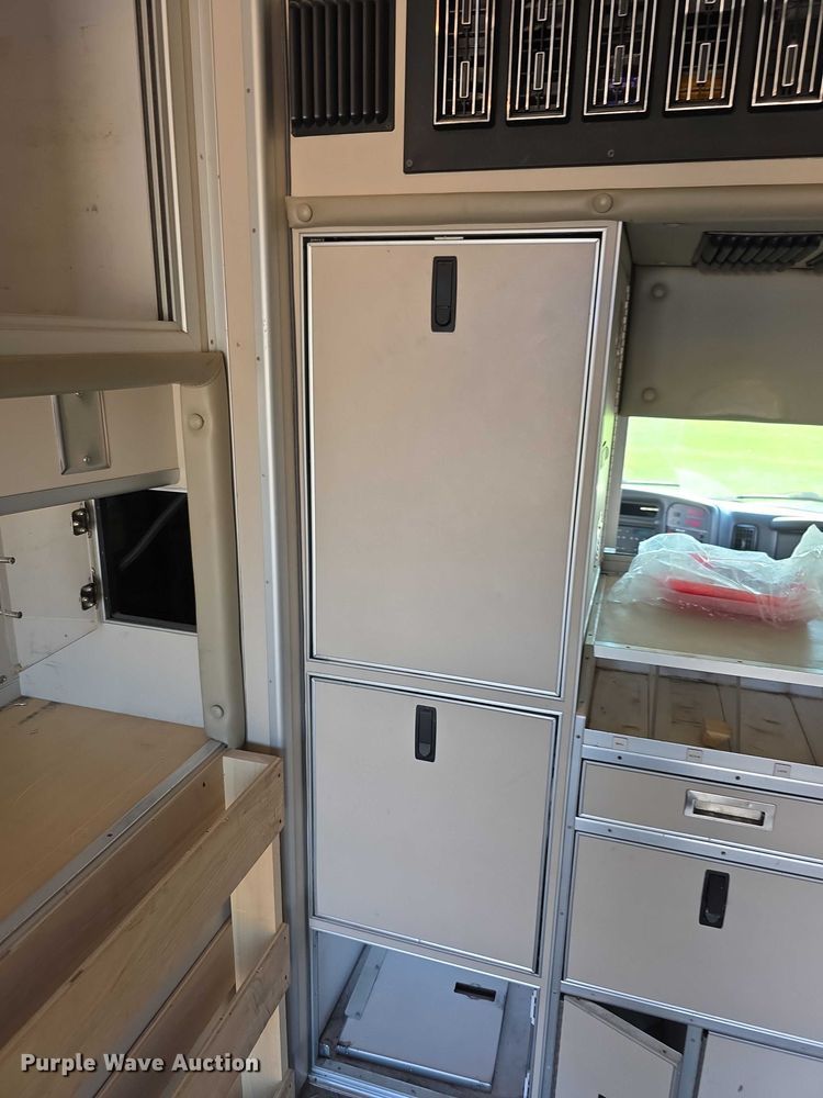 image for item FI0592 2008 Chevrolet C4500 ambulance