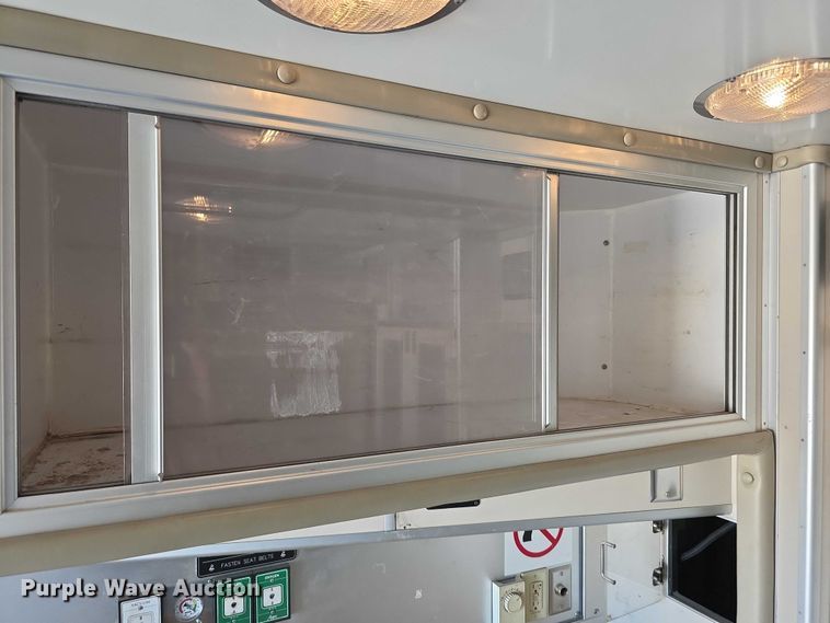 image for item FI0592 2008 Chevrolet C4500 ambulance