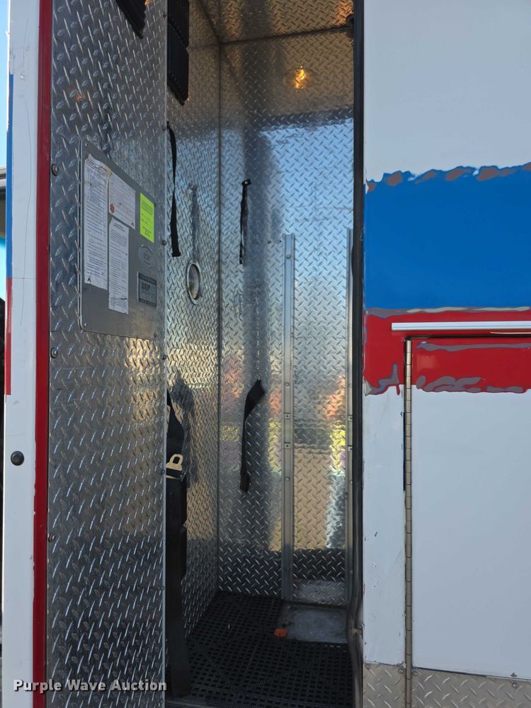 image for item FI0592 2008 Chevrolet C4500 ambulance