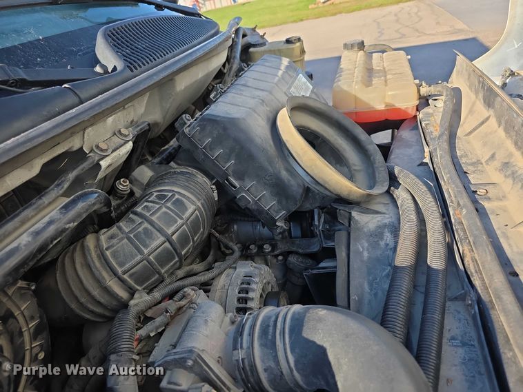 image for item FI0592 2008 Chevrolet C4500 ambulance