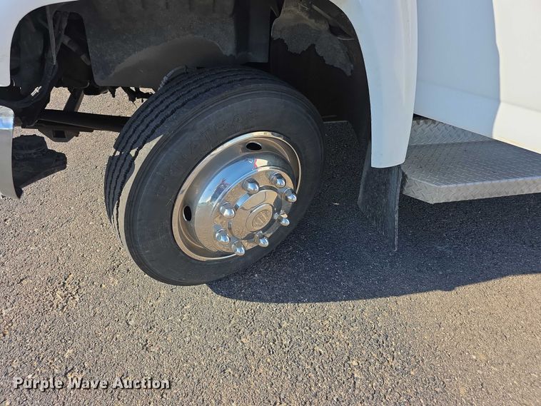 image for item FI0592 2008 Chevrolet C4500 ambulance