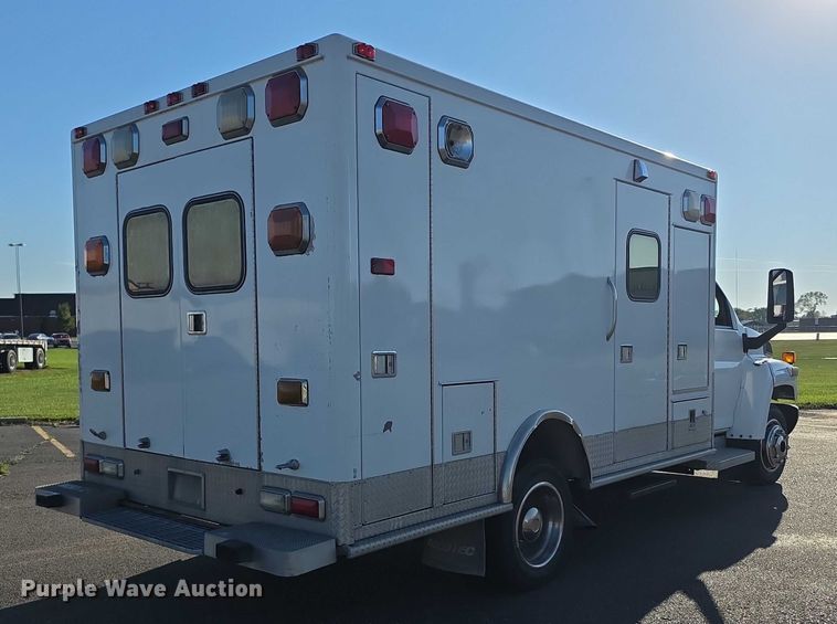 image for item FI0593 2008 Chevrolet C4500 ambulance