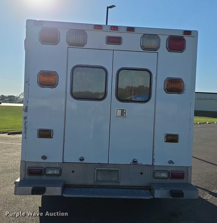 image for item FI0593 2008 Chevrolet C4500 ambulance