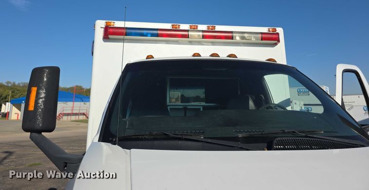 image for item FI0593 2008 Chevrolet C4500 ambulance