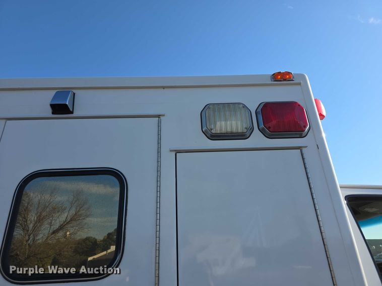image for item FI0593 2008 Chevrolet C4500 ambulance