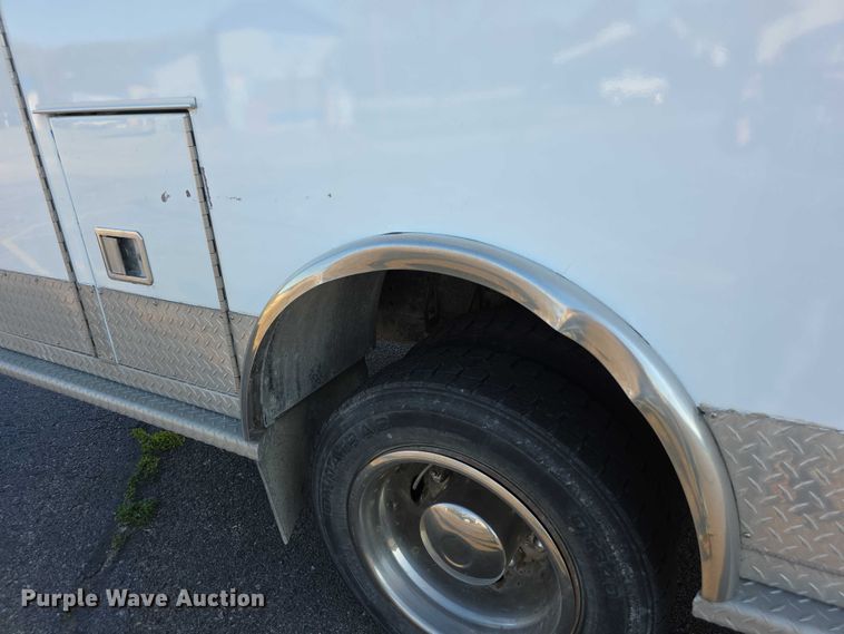 image for item FI0593 2008 Chevrolet C4500 ambulance