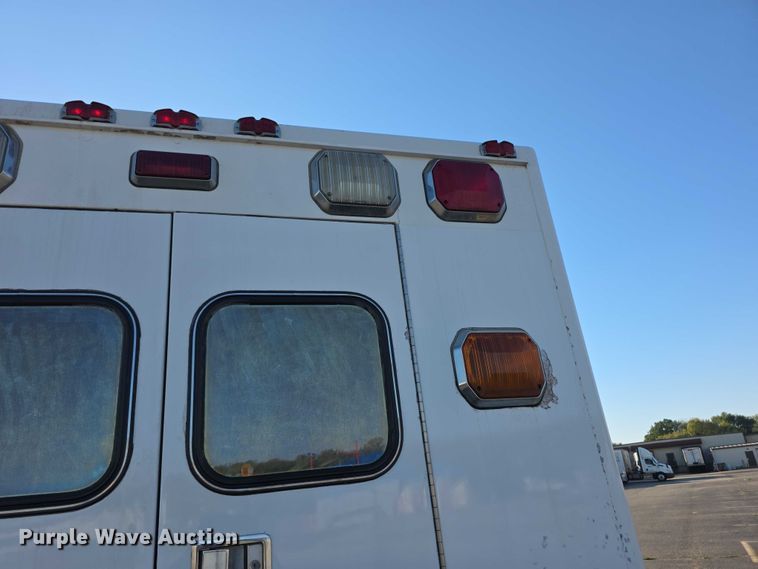 image for item FI0593 2008 Chevrolet C4500 ambulance