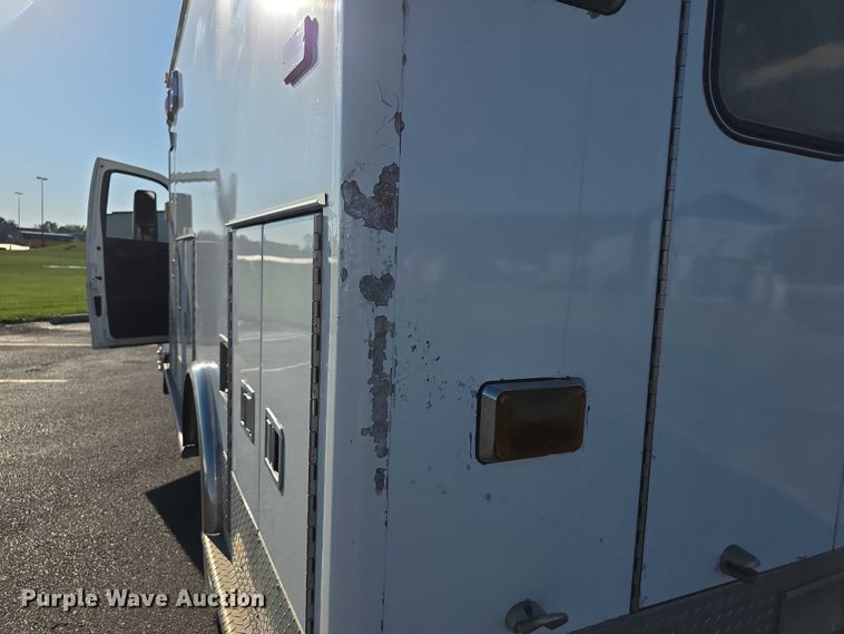 image for item FI0593 2008 Chevrolet C4500 ambulance