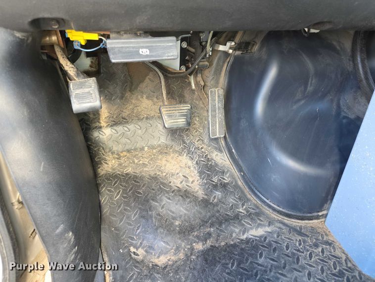 image for item FI0593 2008 Chevrolet C4500 ambulance