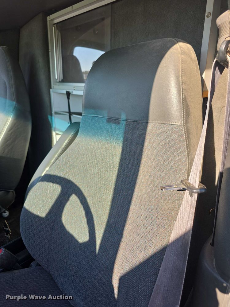 image for item FI0593 2008 Chevrolet C4500 ambulance