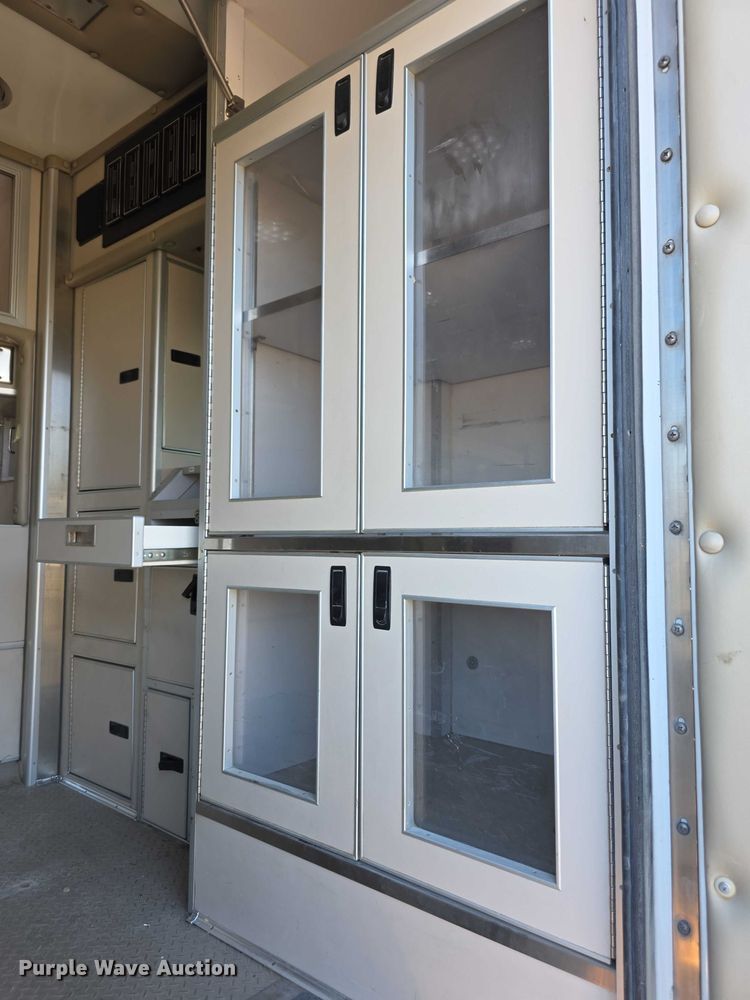 image for item FI0593 2008 Chevrolet C4500 ambulance