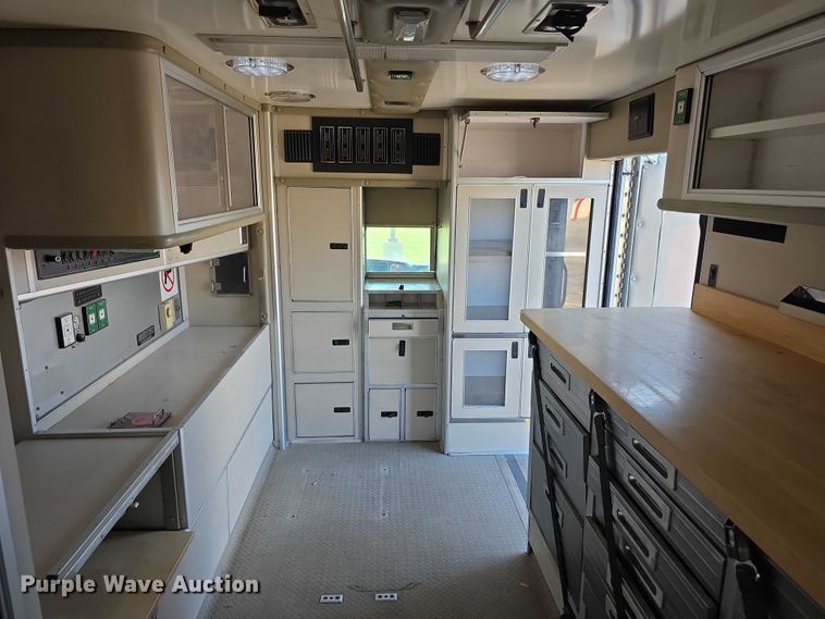 image for item FI0593 2008 Chevrolet C4500 ambulance