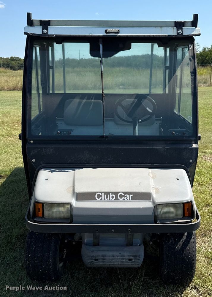 image for item GH9422 2002 Club Car Carryall 2 golf cart