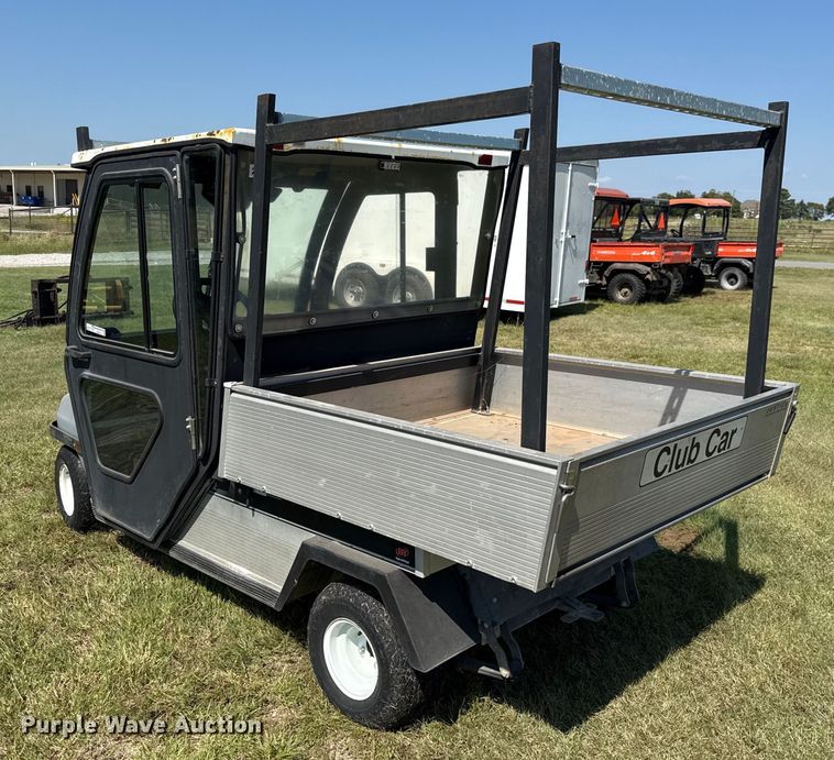 image for item GH9422 2002 Club Car Carryall 2 golf cart