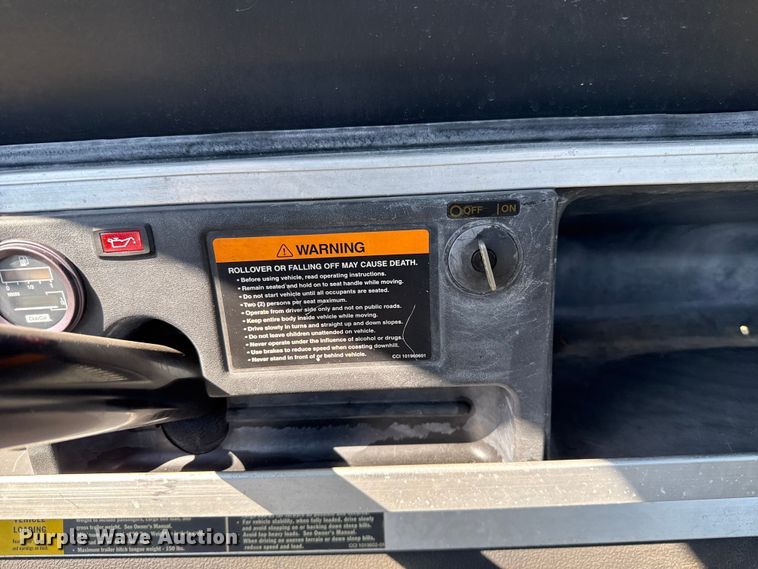 image for item GH9422 2002 Club Car Carryall 2 golf cart