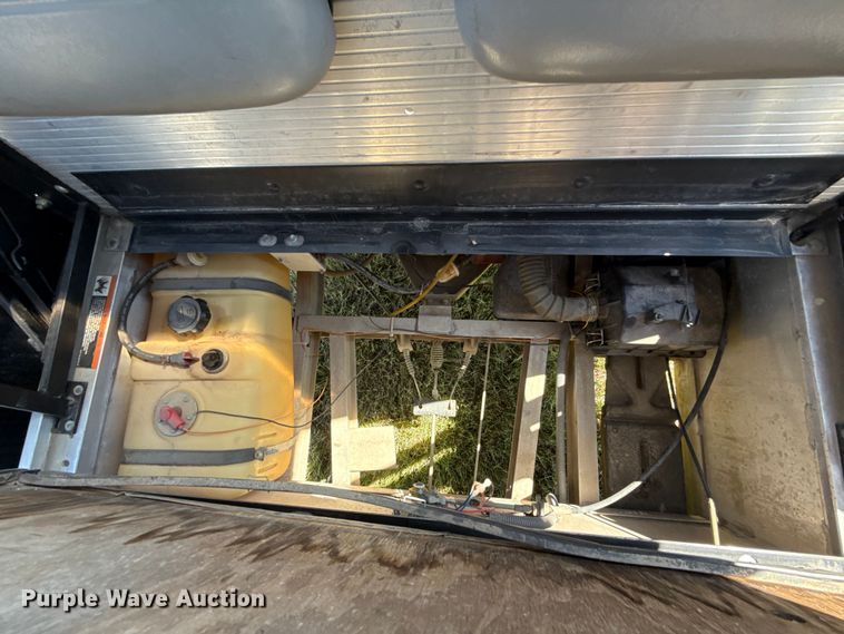 image for item GH9422 2002 Club Car Carryall 2 golf cart