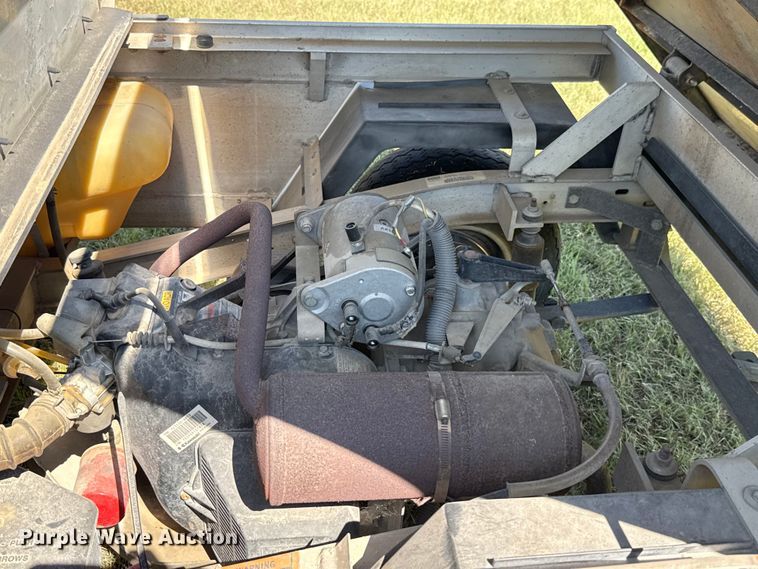 image for item GH9422 2002 Club Car Carryall 2 golf cart