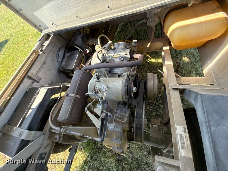 image for item GH9422 2002 Club Car Carryall 2 golf cart