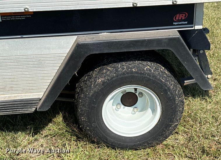 image for item GH9422 2002 Club Car Carryall 2 golf cart