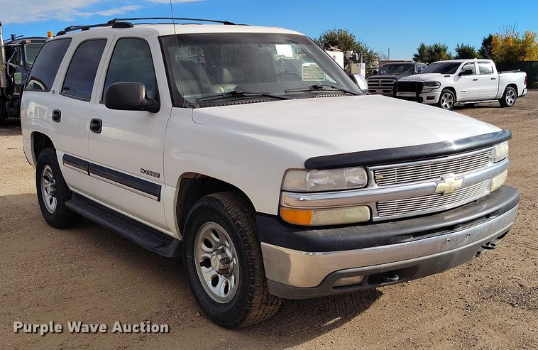 image for item IP9715 2001 Chevrolet Tahoe SUV