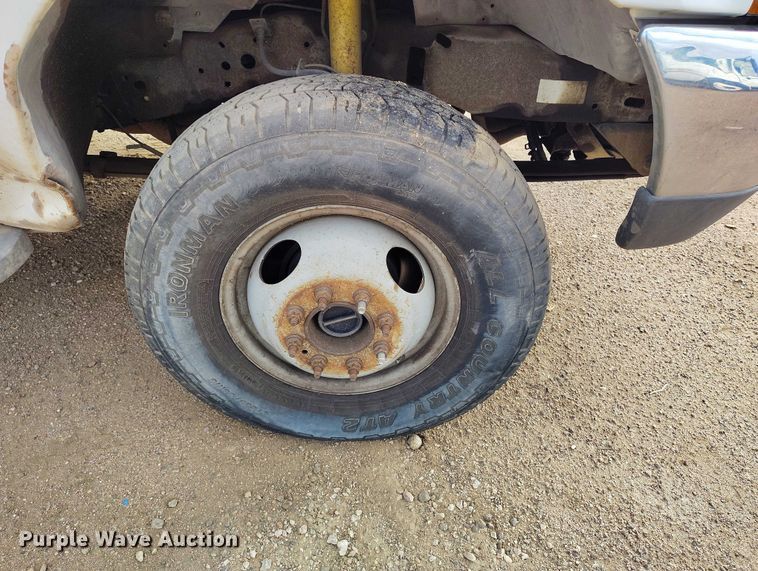 image for item IP9720 2000 Ford F350 Super Duty SuperCab dump flatbed pickup truck