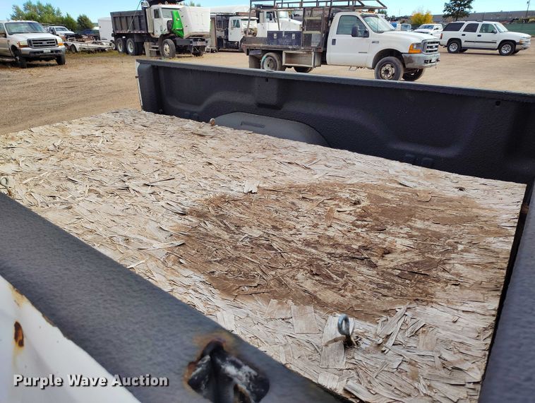 image for item IP9722 2002 Dodge Ram 2500 SLT pickup truck