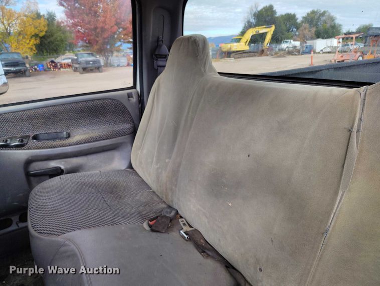 image for item IP9722 2002 Dodge Ram 2500 SLT pickup truck