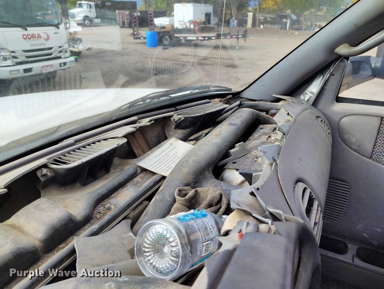 image for item IP9722 2002 Dodge Ram 2500 SLT pickup truck