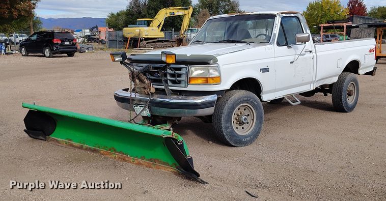 image for item IP9723 1997 Ford F250 XL pickup truck