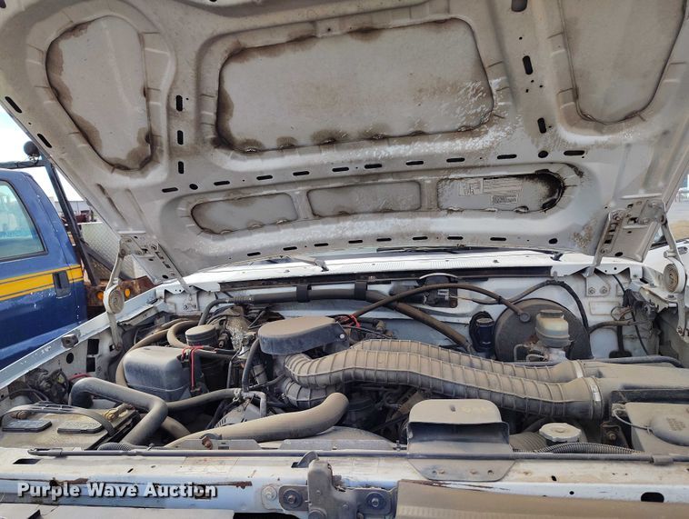 image for item IP9723 1997 Ford F250 XL pickup truck