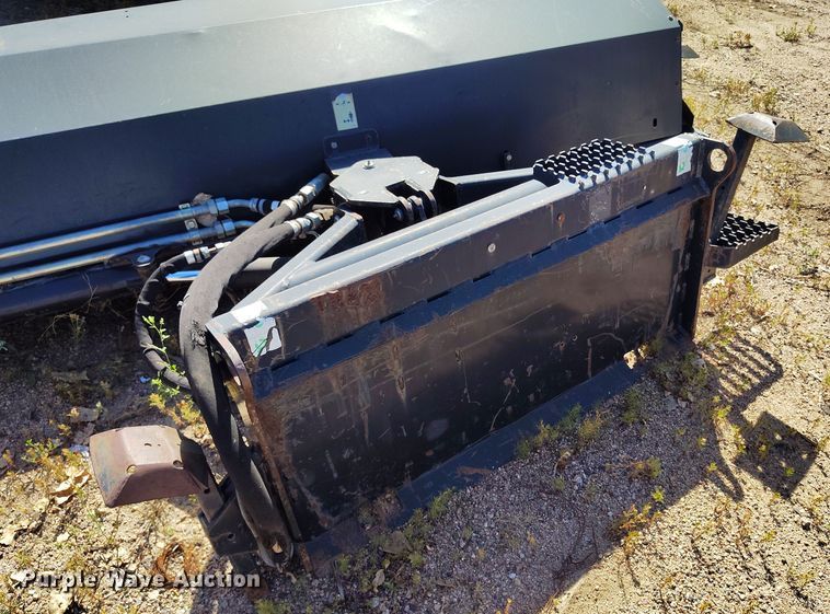 image for item IP9728 Caterpillar BA18 skid steer broom