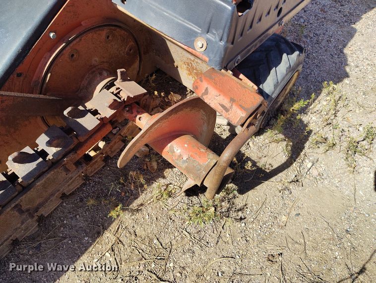 image for item IP9729 2006 Ditch Witch trencher