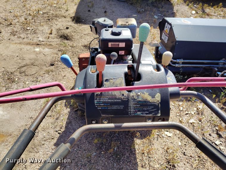 image for item IP9729 2006 Ditch Witch trencher