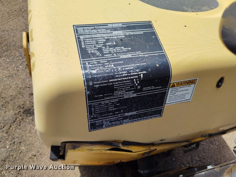 image for item IP9730 2011 Volvo DD29 double drum vibratory roller