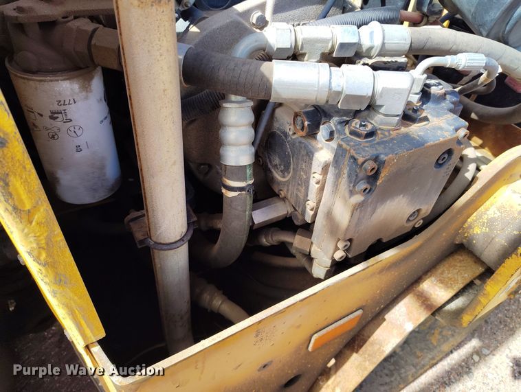 image for item IP9730 2011 Volvo DD29 double drum vibratory roller