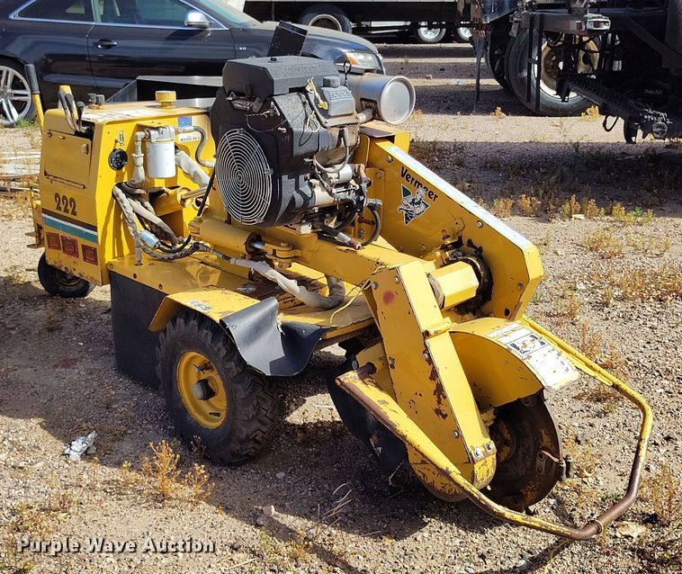 image for item IP9731 Vermeer SC222 stump grinder with trailer