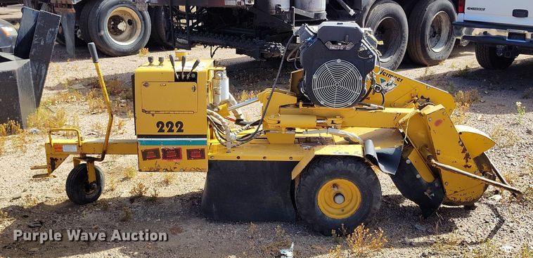 image for item IP9731 Vermeer SC222 stump grinder with trailer