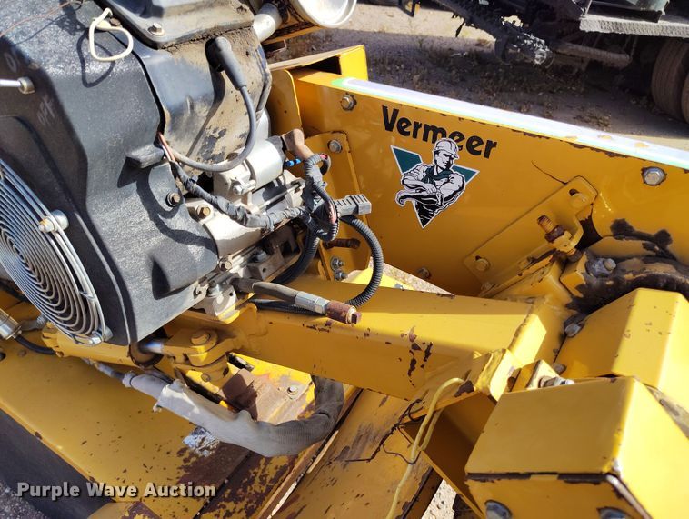 image for item IP9731 Vermeer SC222 stump grinder with trailer