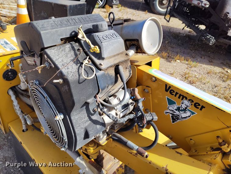 image for item IP9731 Vermeer SC222 stump grinder with trailer