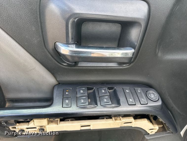 image for item NA9808 2015 GMC Sierra 1500 Crew Cab pickup truck